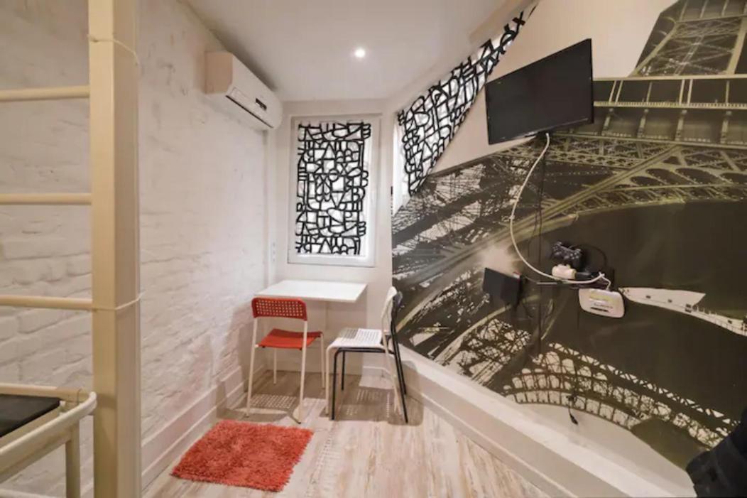 Апартаменты Cozy Loft In The Heart Of София Экстерьер фото